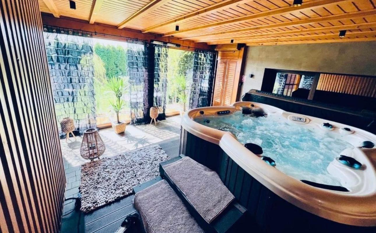 Deluxe Dom Z Sauna I Jacuzzi W Otoczeniu Gor, Lasu I Jeziora Lodygowice Exterior foto